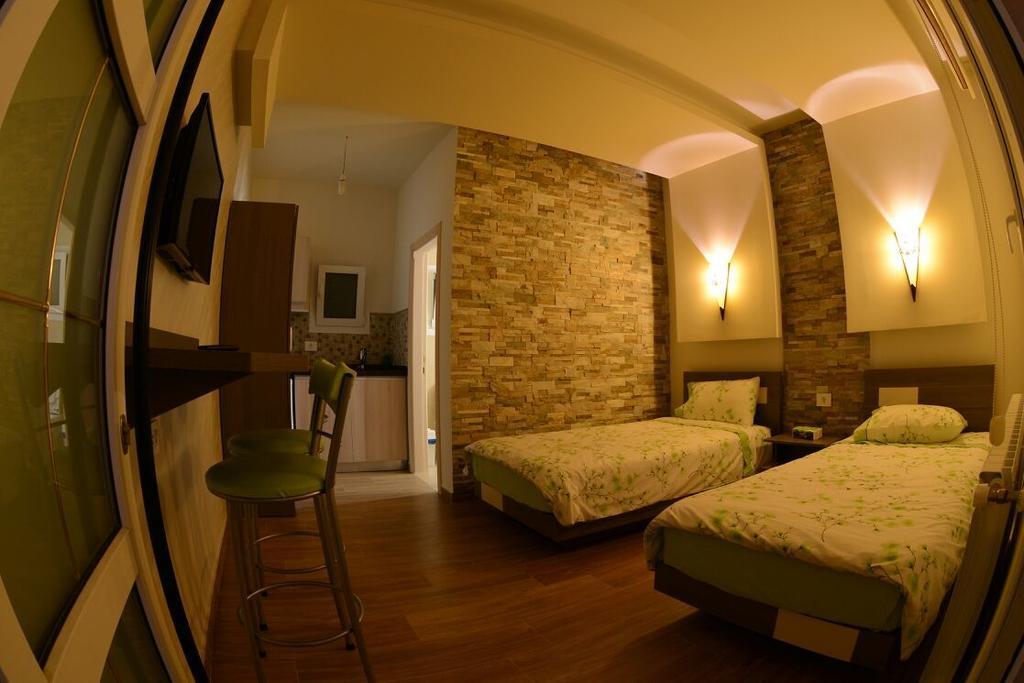Bcharré Bauhaus Motel מראה חיצוני תמונה