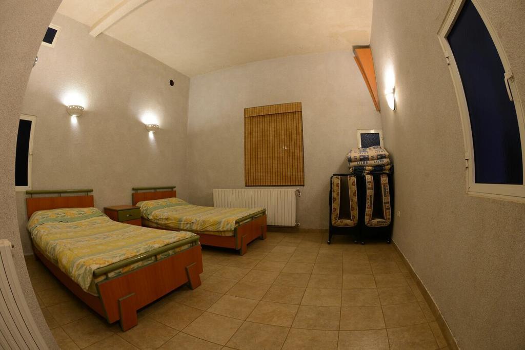 Bcharré Bauhaus Motel מראה חיצוני תמונה