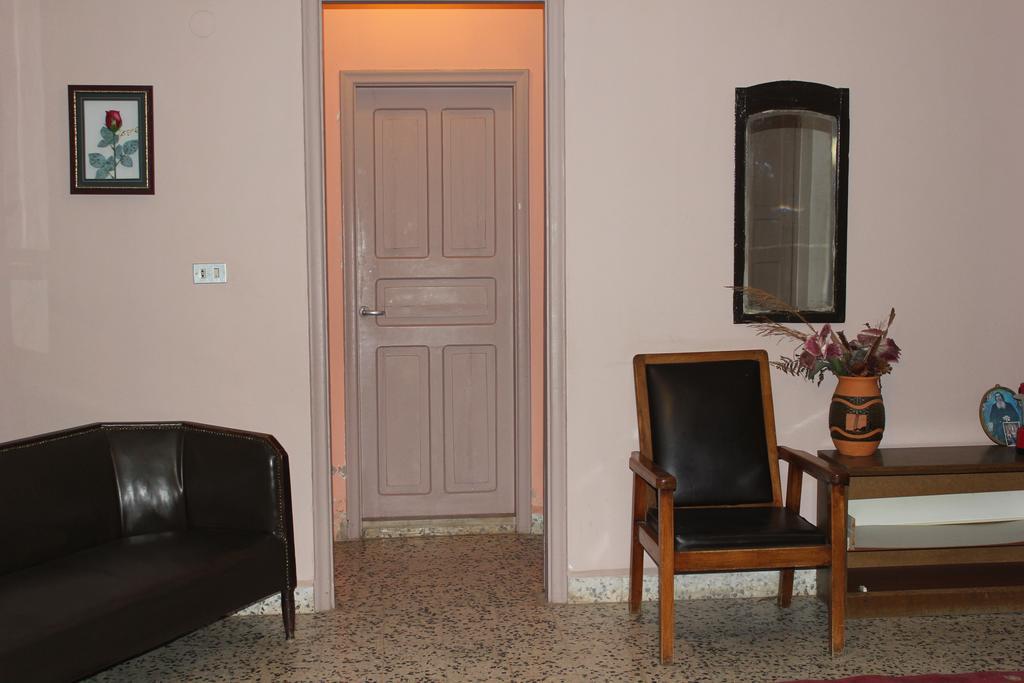 Bcharré Bauhaus Motel מראה חיצוני תמונה