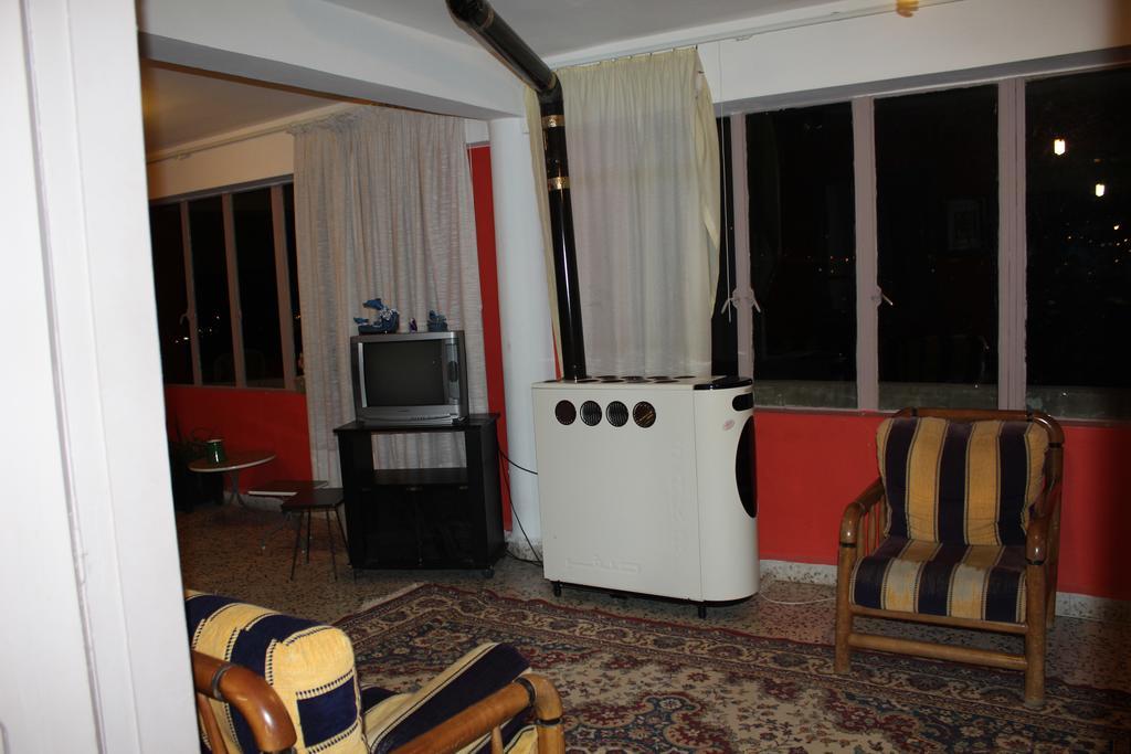 Bcharré Bauhaus Motel מראה חיצוני תמונה