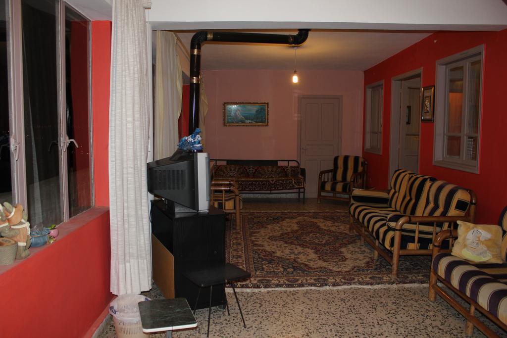 Bcharré Bauhaus Motel מראה חיצוני תמונה