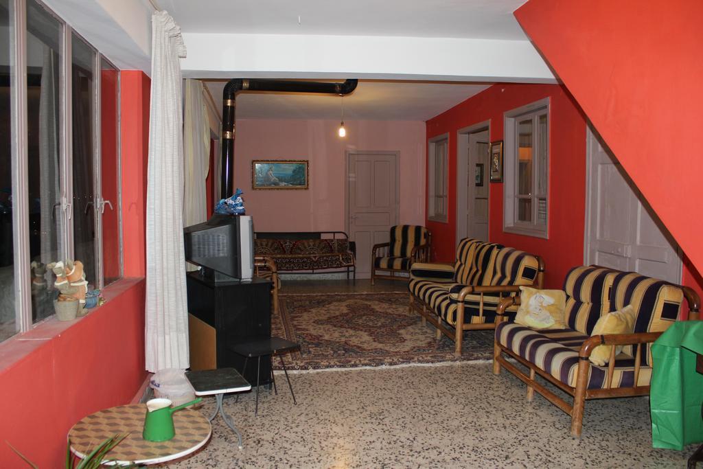 Bcharré Bauhaus Motel מראה חיצוני תמונה
