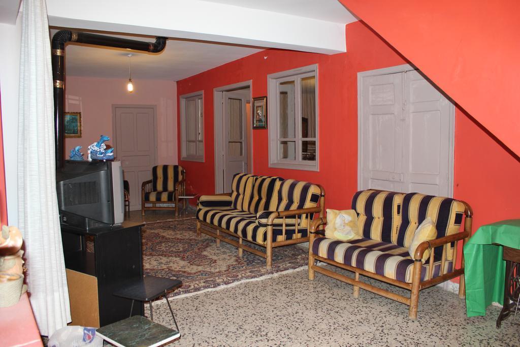 Bcharré Bauhaus Motel מראה חיצוני תמונה