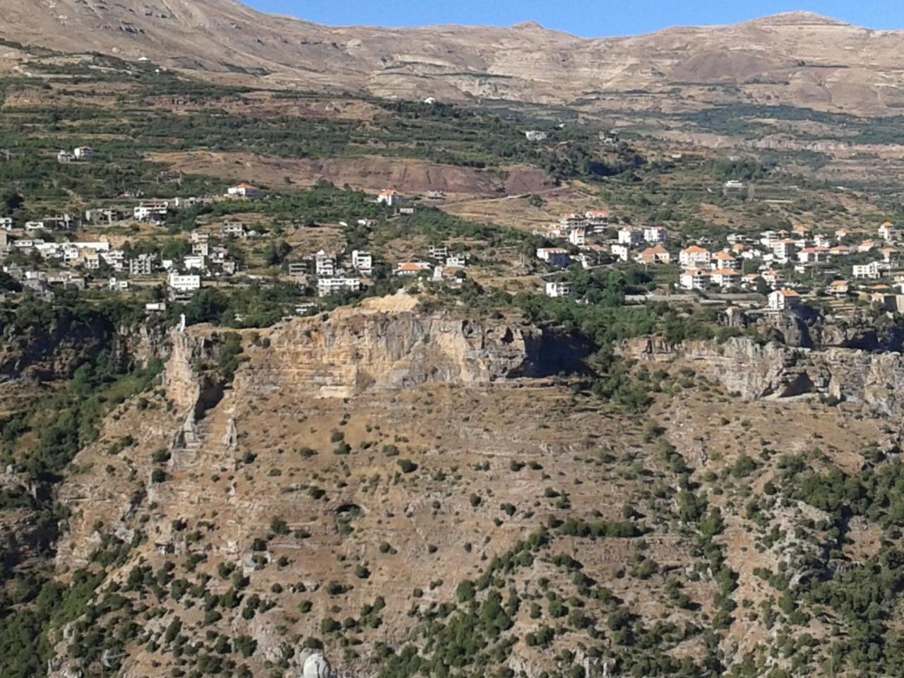 Bcharré Bauhaus Motel מראה חיצוני תמונה