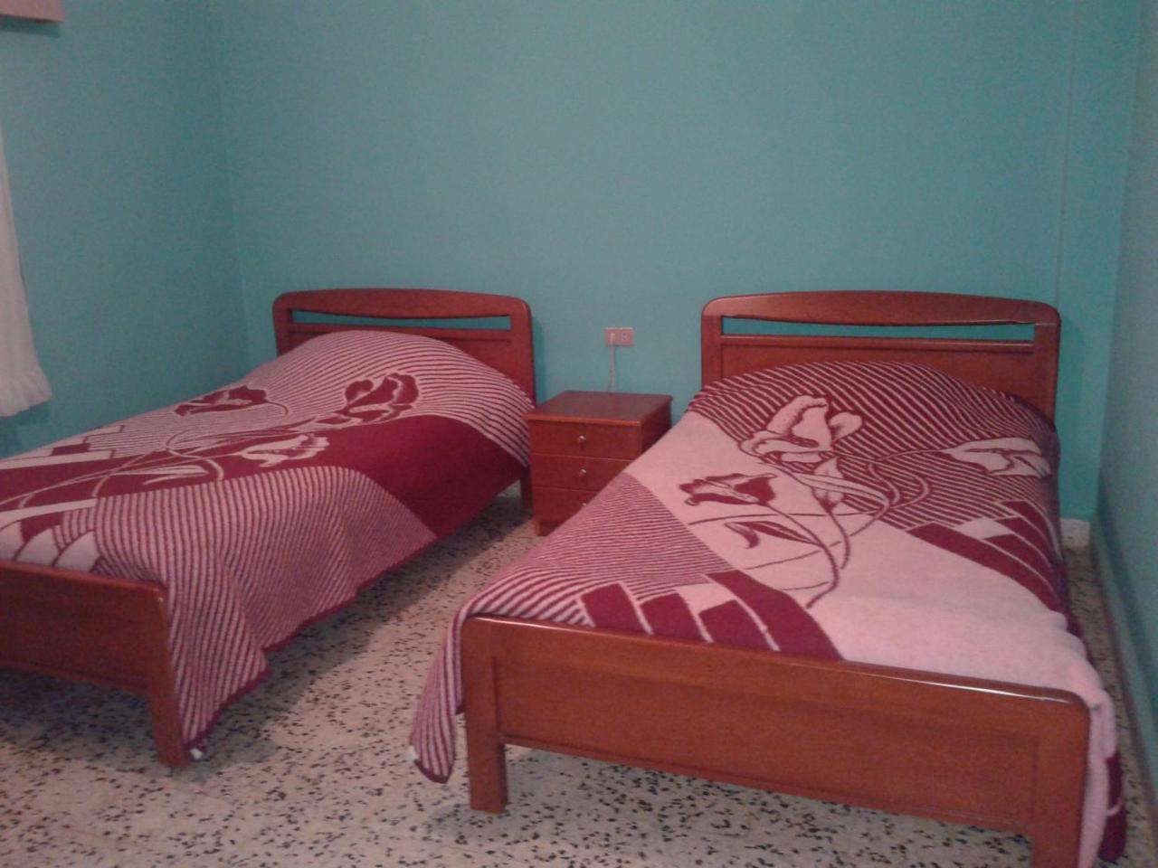 Bcharré Bauhaus Motel מראה חיצוני תמונה