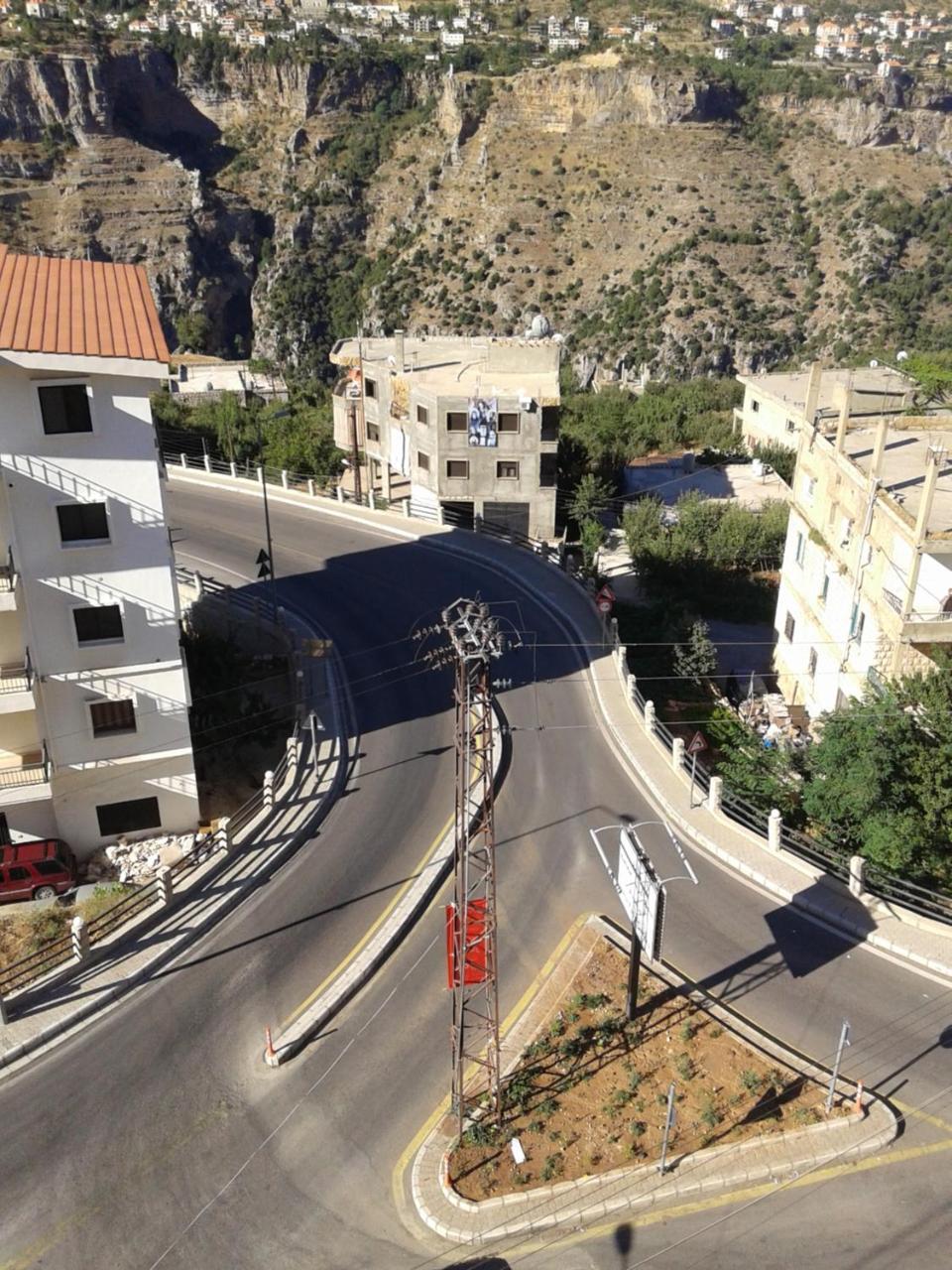 Bcharré Bauhaus Motel מראה חיצוני תמונה